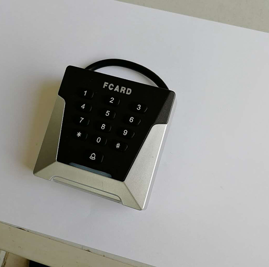 門禁讀卡器